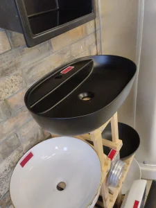 Nadgradni lavabo crni mat 60cm