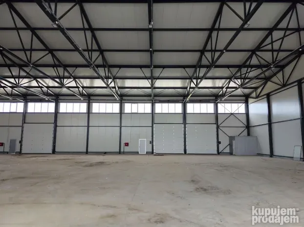 Poslovno magacinski prostor od 650 m2 do 1500 m2, Barič