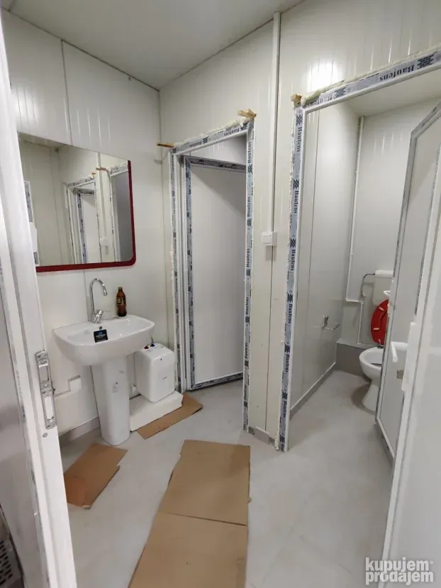 Poslovno magacinski prostor od 650 m2 do 1500 m2, Barič