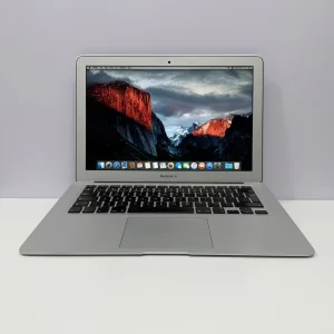 Macbook Air 13 2015 i5 8GB Ram 128GB SSD 13" HD Silver