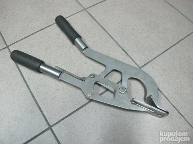 Alat za demontažu guma sa okvira točka