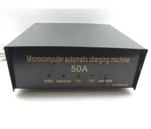 Auto punjac za akumulatore 12 24 V 50 A punjac za akumulator