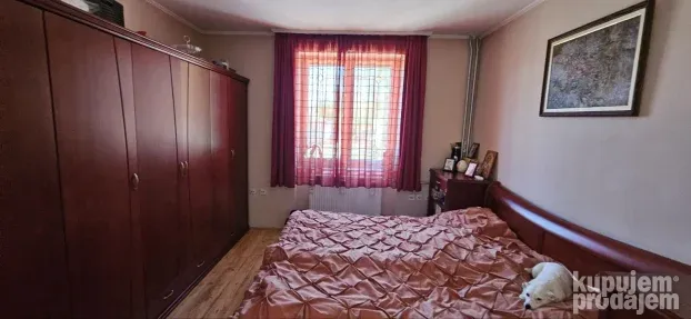 Vlasenička, Subotica, Aleksandrovo, 5+ petosobna, 600 m²