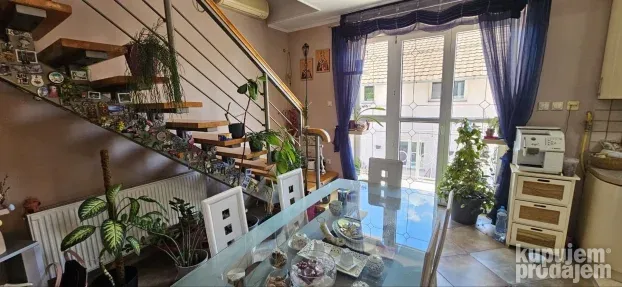 Vlasenička, Subotica, Aleksandrovo, 5+ petosobna, 600 m²