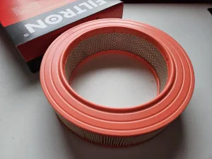 Mercedes 123 filter vazduha DIZEL