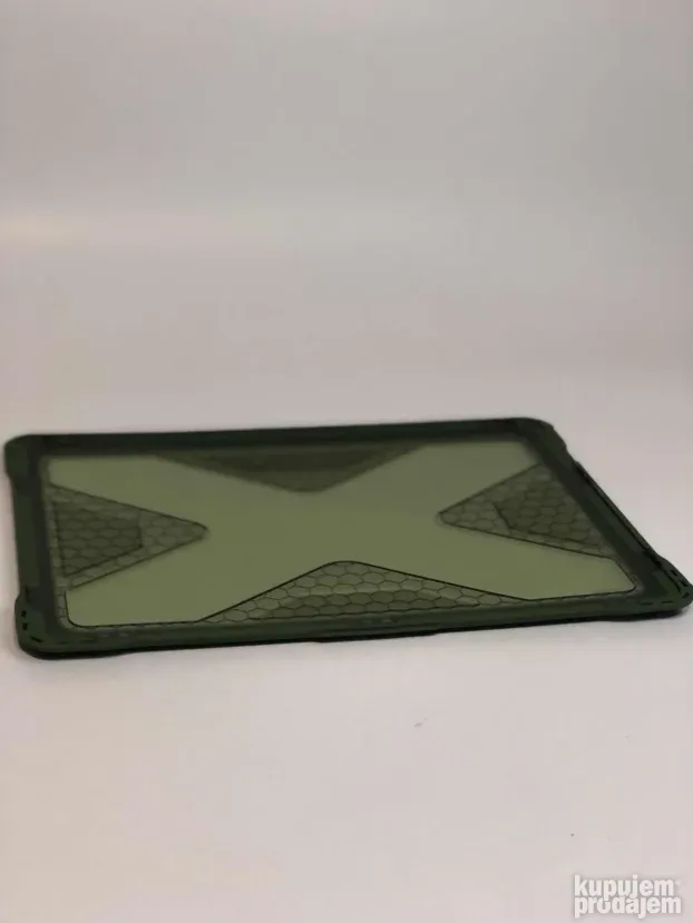 Maska futrola za MacBook Pro 13    (2016-2022)