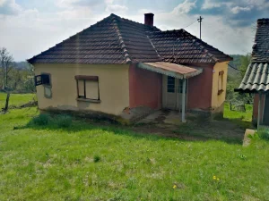 Domacinstvo 1.4h na 13km od Arandjelovca