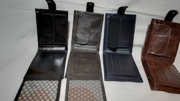 Novcanici od telece koze-vise boja i velicina