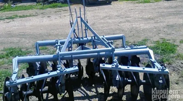 Popravka Plugova Tanjiraca Prikljucnih Masina i Prikolica