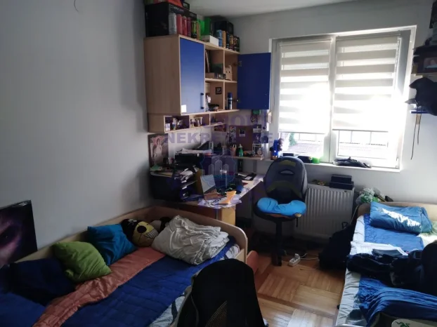 Nova Detelinara, 3.0 trosoban, 63 m²