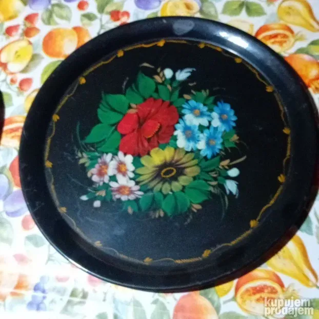 Ruski stari emajlirani poslužavnici odlični 30cm