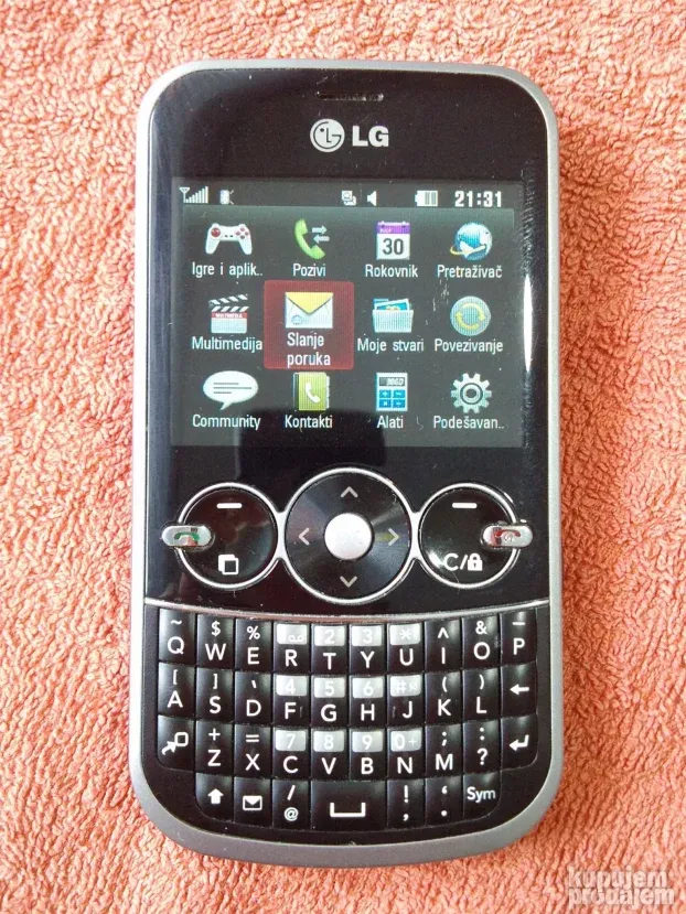 LG GW-300, REDAK, kao nov. Srpski meni.