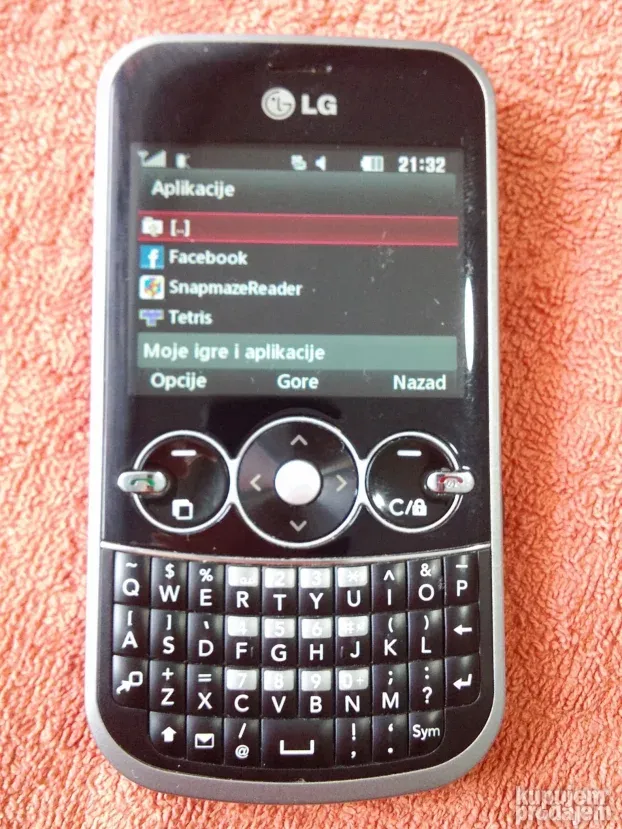 LG GW-300, REDAK, kao nov. Srpski meni.