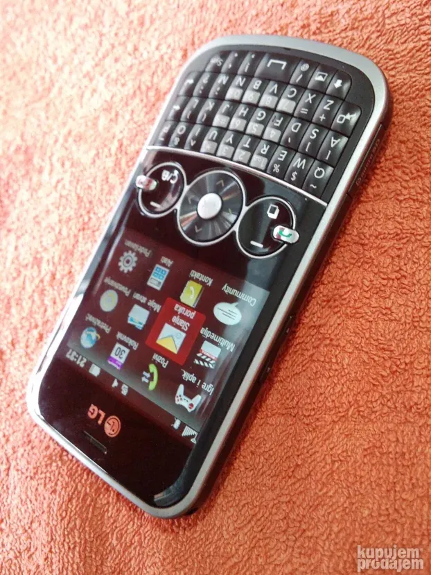LG GW-300, REDAK, kao nov. Srpski meni.