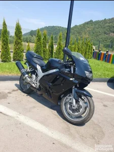kawasaki zx9r