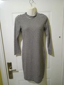 Irska rastegljiva haljina, velicina 40