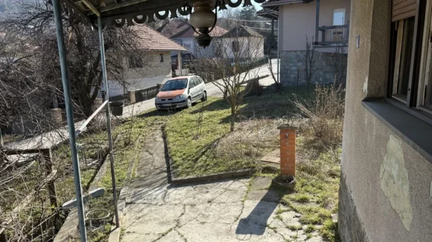 Gornji Milanovac, Rudnik, trosobna, 65 m²