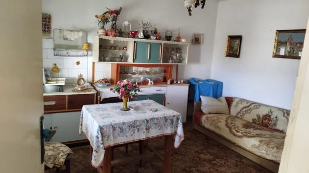 Gornji Milanovac, Rudnik, trosobna, 65 m²