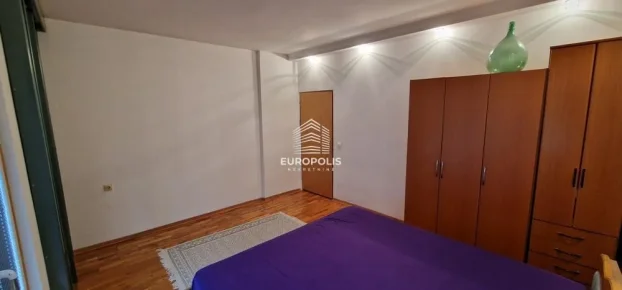 Žarkovo, 5+ petosobna, 225 m²