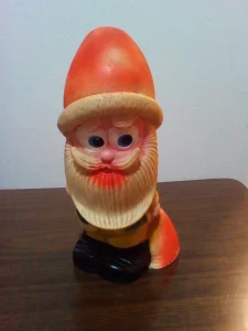 stara gumena igracka deda mraz jugoplastika