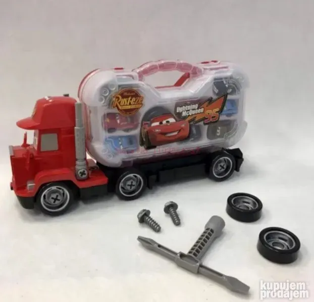 Kamion sa koferom i 6 automobila