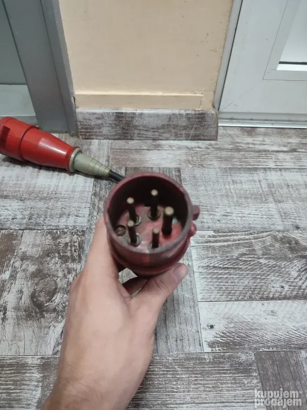 Multifunkcionalni električni tester MetarTester 5