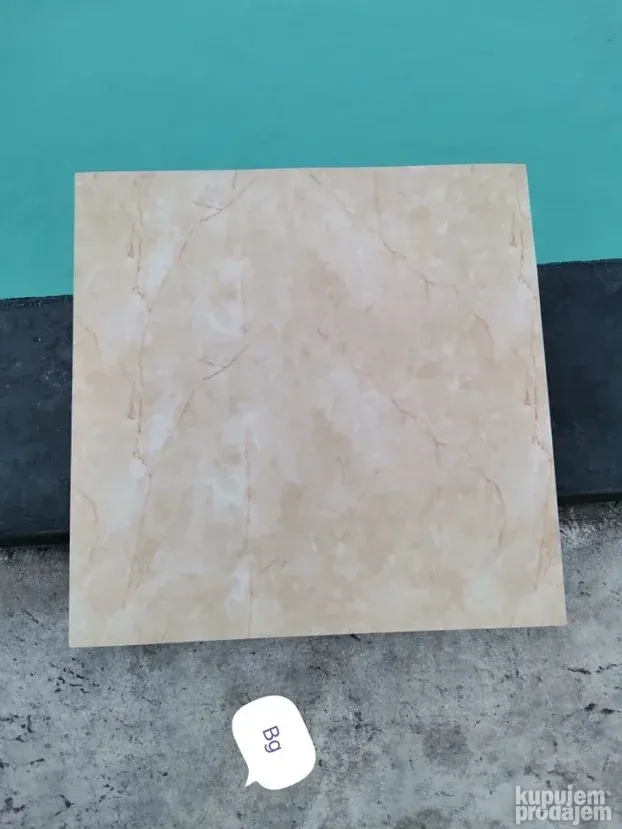3d zidne obloge 60x60cm 350 din po komadu Samolepljive Ne sa