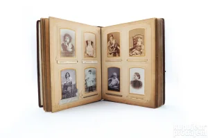 Starinski foto album 2 komada 1900s starinske fotografije