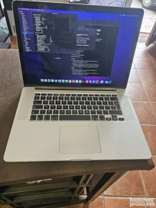 Macbook pro retina 15 i7 2.2 ghz 16gb rama 500 disk