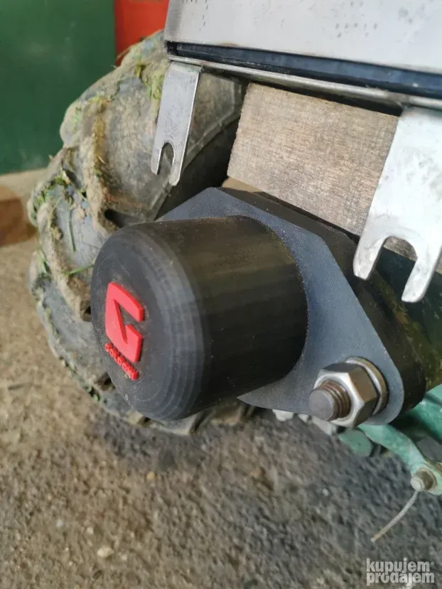 Poklopac kardana za Goldoni (Labin) motokultivator 8ks