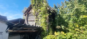 prodajem stari čardak
