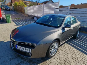 Alfa Romeo 159