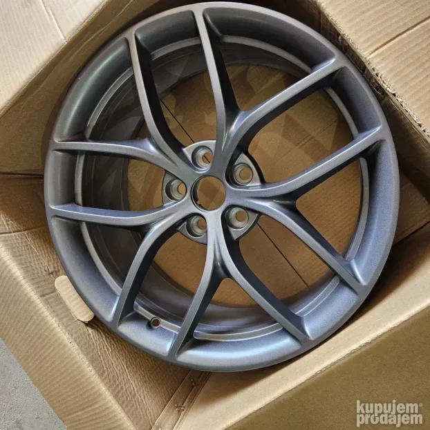 nove alu felne 19 " original tesla model 3 5x114.3