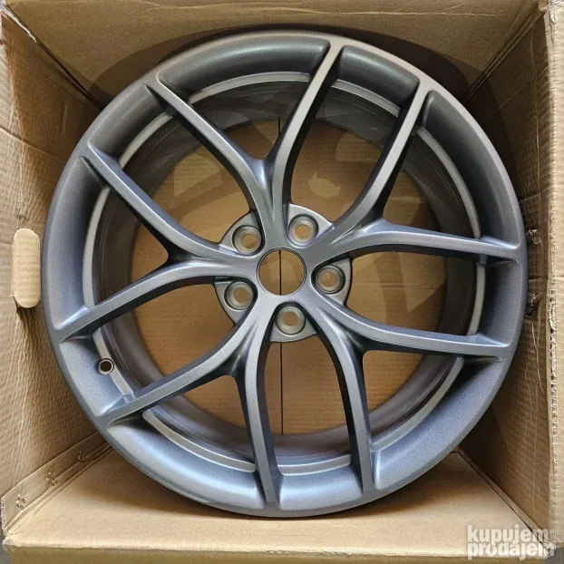 nove alu felne 19 " original tesla model 3 5x114.3