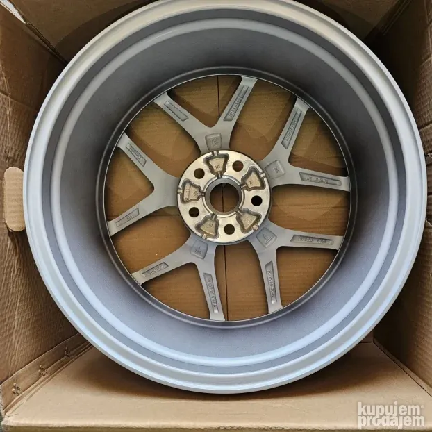 nove alu felne 19 " original tesla model 3 5x114.3