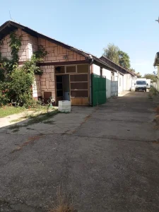 Izdaje se hala u Šidu 500m2