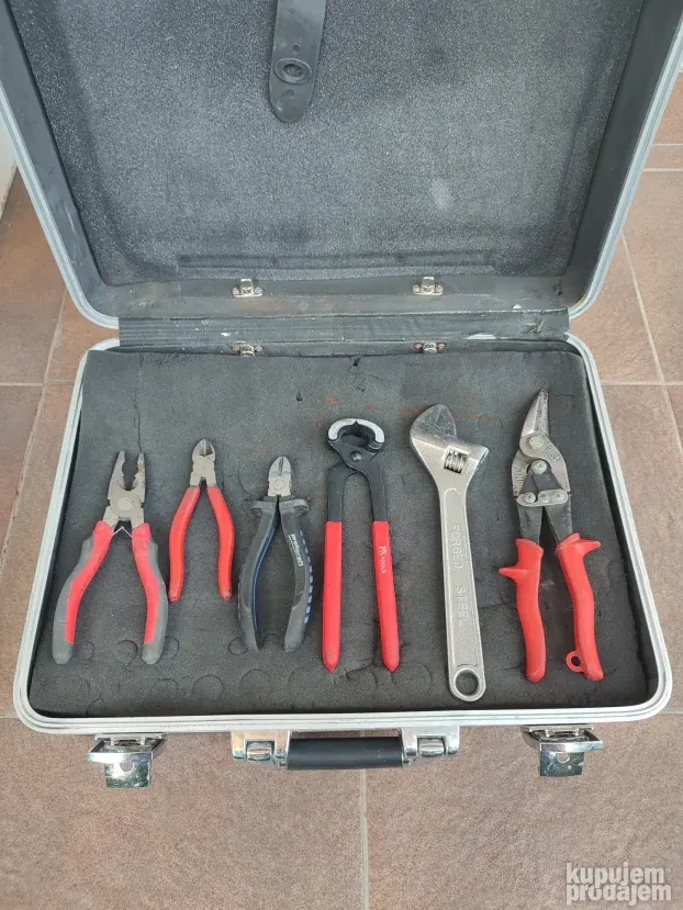 Kofer sa alatom Px Tools