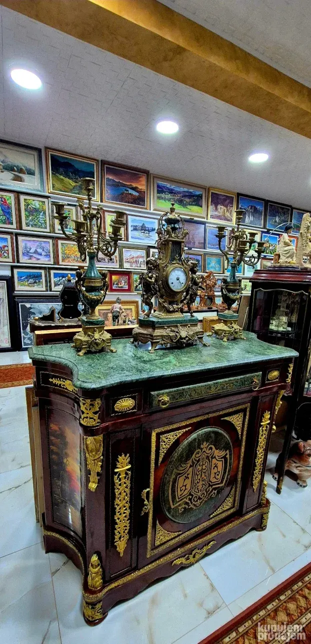 Vrhunski ogroman kaminski sat sa svecnjacima - Imperijal