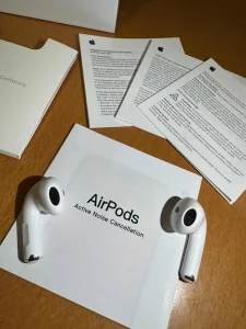 AirPods 4 - Bezicne Slusalice