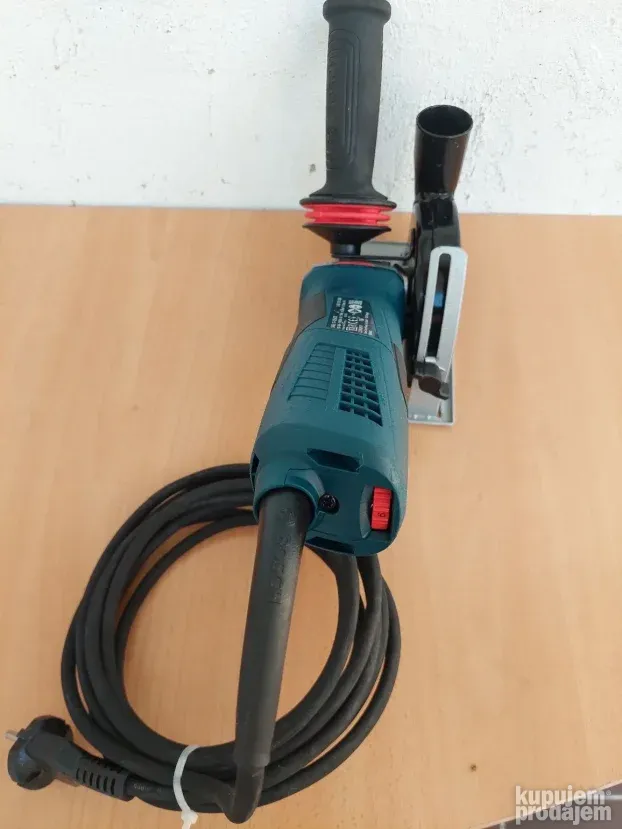 Bosch keksarica i slicerica 1700 w