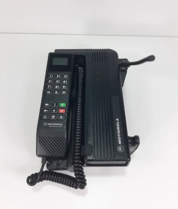Vintage 90e Motorola International 1000 RETKO NOVO