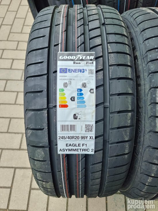 nove letnje gume 275/35 r 20 i 245/40 r 20 run flat goodyear