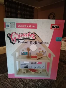 decija drvena kucica