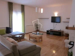 Čolak Antina, Senjak, 5+ petosobna, 487 m²