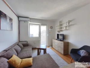 Episkopa Save, Kragujevac, Bubanj, 0.5 garsonjera, 25 m²