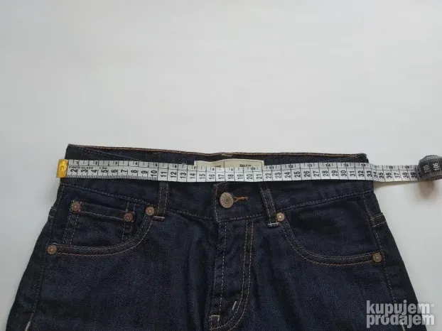 Levis 504 džins