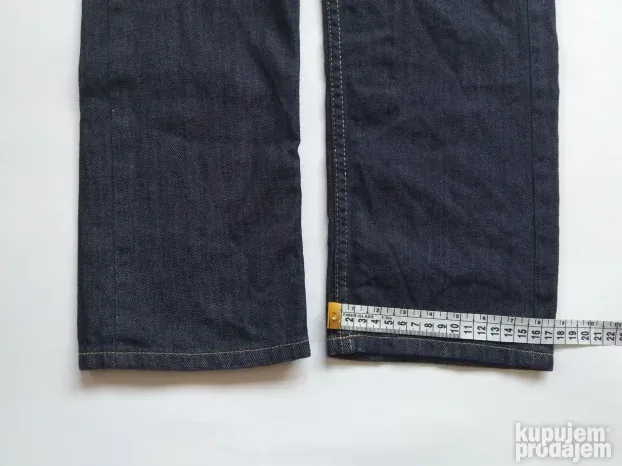 Levis 504 džins