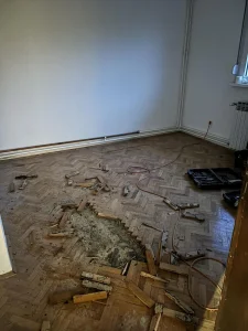 Skidanje parketa i odvoz
