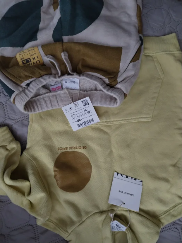 Zara trenerka vel. 80 od 9-12 meseci NOVO