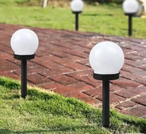 Set od 4 solarne LED baštenske lampe idealne za dvorišta, ba